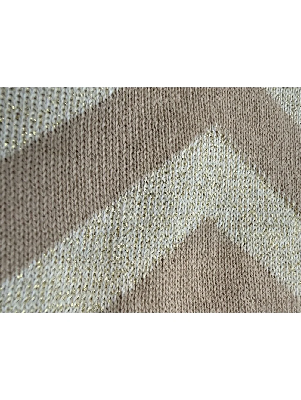 Women’s Chevron Knit Poncho Shawl Wrap Beige Gold One Size Lightweight NWT
